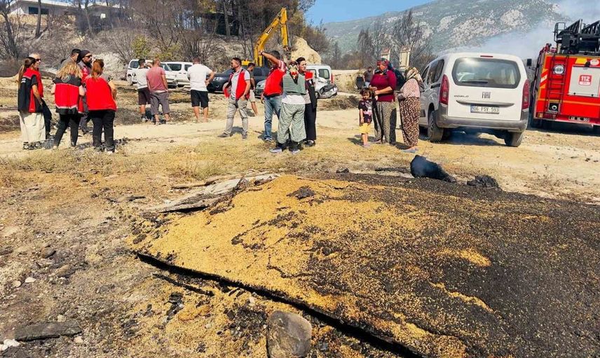 Seydikemer'deki yangın mağdurlarına destek sürüyor