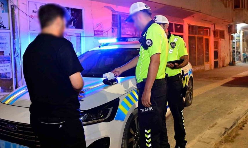Adıyaman'da asayiş uygulaması ile 22 sürücüye ceza kesildi