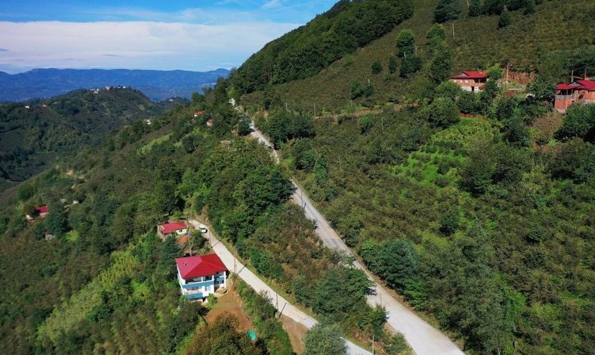 Ordu'da yolların konforu artırılıyor: Beton uygulamaları sürüyor