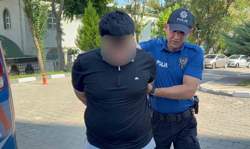 Samsun'da bıçakla yaralama olayı: Şüpheli adliyeye çıkarıldı