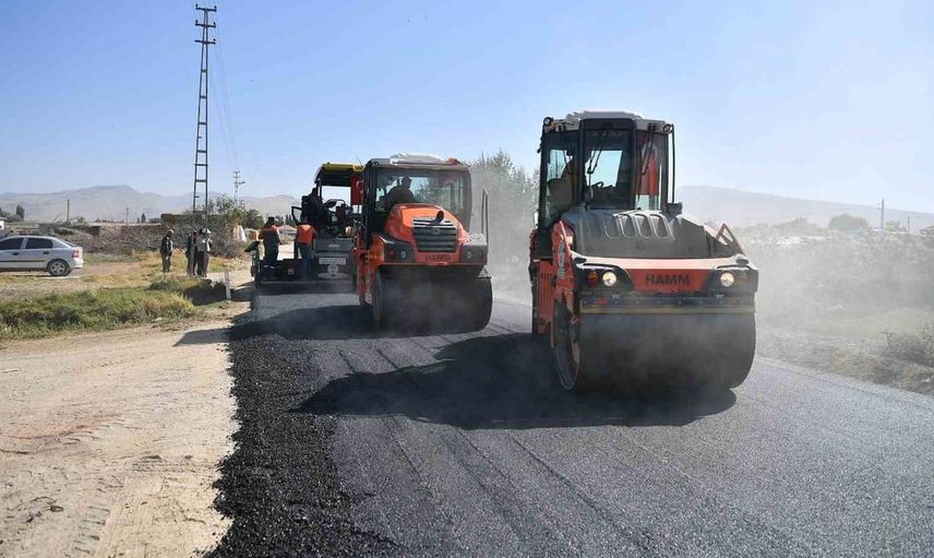Kayseri'de kırsal mahalleler için 13 milyon TL'lik ulaşım yatırımı hayata geçirildi