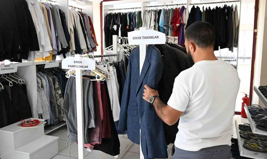 Antalya'da ihtiyaç sahiplerine umut ışığı: Sosyal Yardım Merkezi