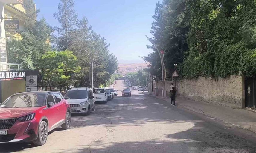 Kurtalan'da aşırı sıcak hava etkili oluyor
