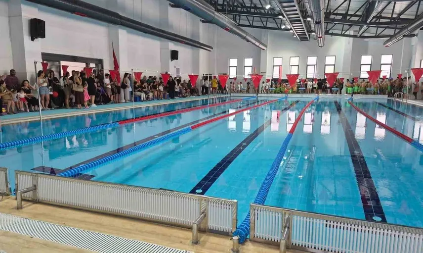 Söke'de yüzme öğrenen çocuk sayısı 200'e ulaştı