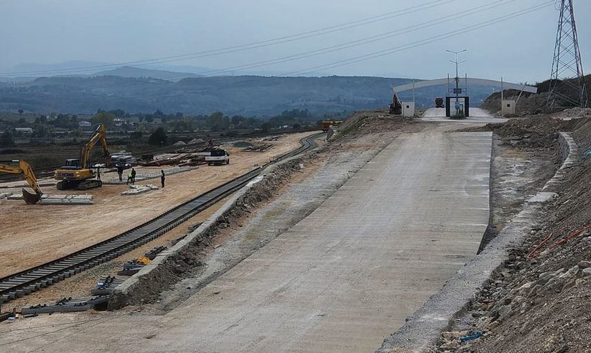 Samsun'da demiryolu iltisak hattı için yatırımlar hız kesmiyor