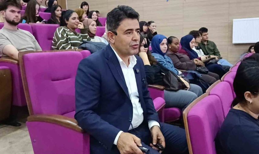 Osman Boyraz'dan öğrencilere milli hızlı tren mesajı: 'Bu trende eserim var'