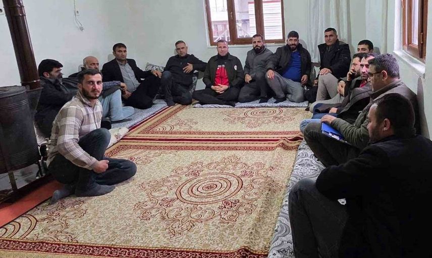 Dicle'de çiftçilere yerinde bilgilendirme çalışmaları başlatıldı