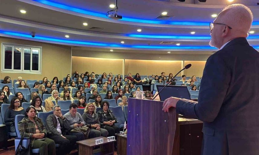 Eskişehir'de normal doğum ve emzirme haftası etkinliği gerçekleştirildi