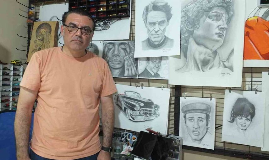 Balıkesirli şoförün karakalem resimleri ilgi görüyor