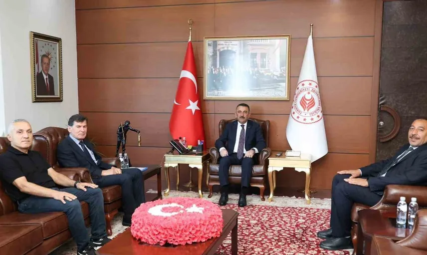 Zonguldak valisi, Roman vatandaşların hakları için yürütülen projeleri inceledi