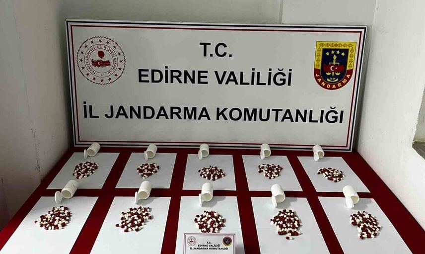 Uzunköprü'de uyuşturucu operasyonu: 568 adet hap ele geçirildi