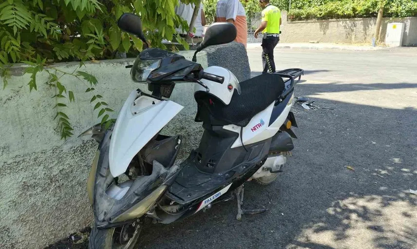 Adıyaman'da motosiklet ve otomobil çarpıştı: 1 kişi hastaneye kaldırıldı
