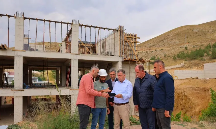 Bayburt'ta eğitim seferberliği: Üç yeni okul inşaatı sürüyor