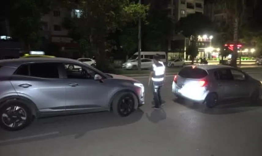 Adana'da huzur ve güven uygulaması: 140 sürücüye dev ceza ve ruhsatsız silahlar ele geçirildi