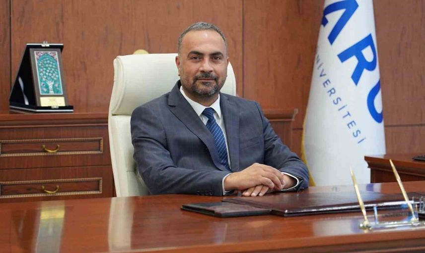 Rektör Akkaya'dan üniversite adaylarına tercih tavsiyesi