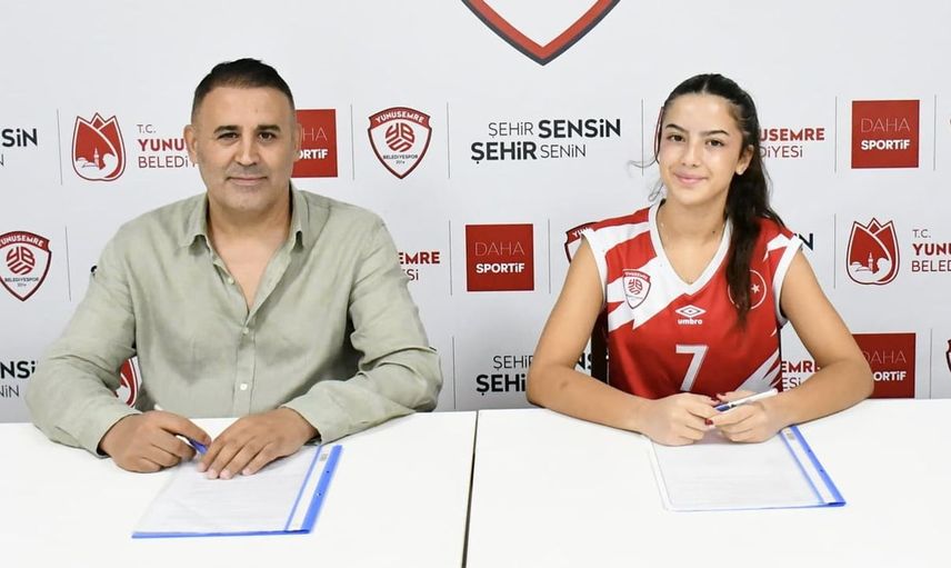 Yunusemre Belediyespor, genç libero eylülü transfer etti