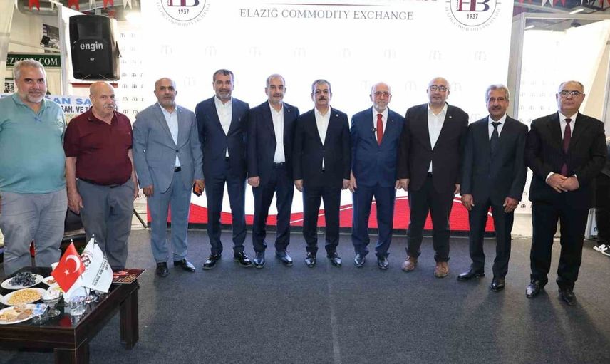Elazığ ticaret borsası fuarda dikkatleri üzerine çekti