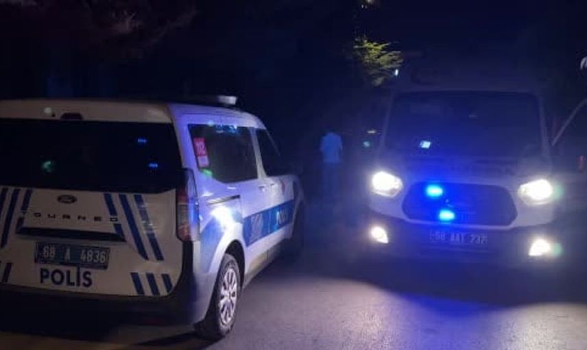 Aksaray'da komşularından haber alamayan yaşlı çift, ekipleri alarma geçirdi