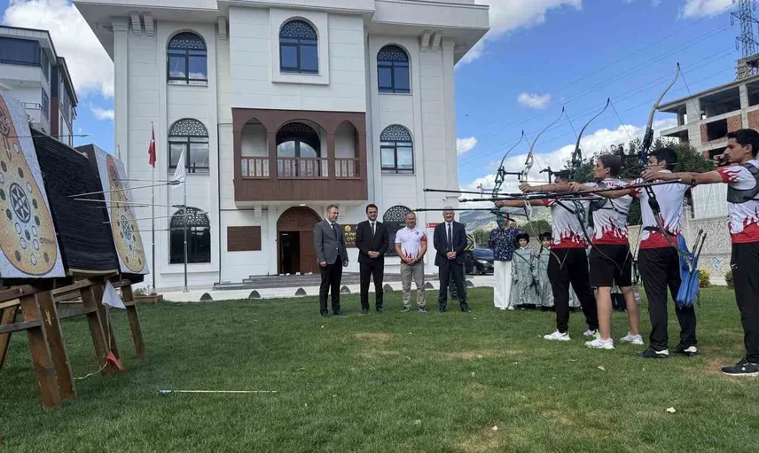 Tokat'ta okçuluk eğitimi ile geleneksel spor geleceğe taşınıyor