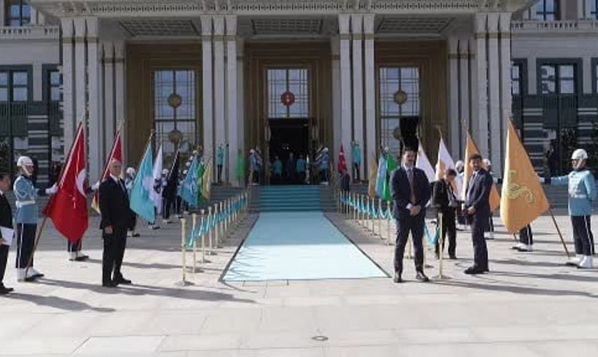 Türk Devletleri zirvesinde Erdoğan ve Berdimuhammedov bir araya geldi