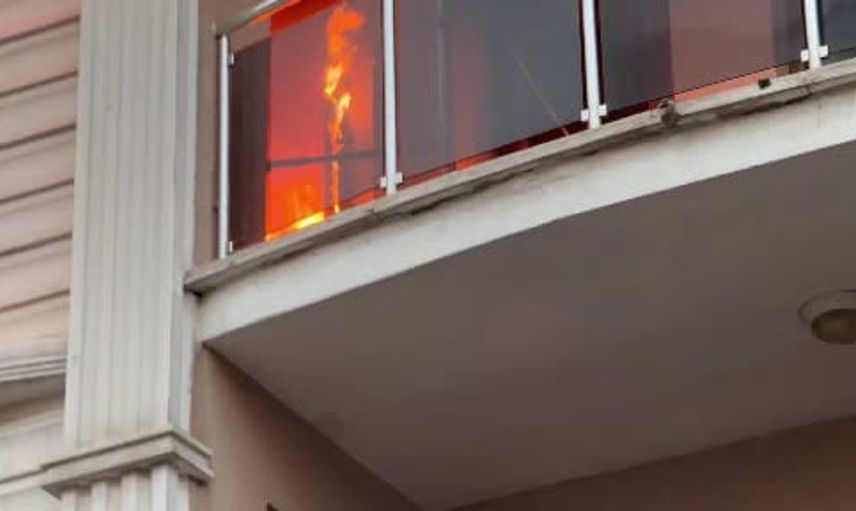 Iğdır'da kapalı alan yangınına itfaiye ekiplerinden zorlu müdahale