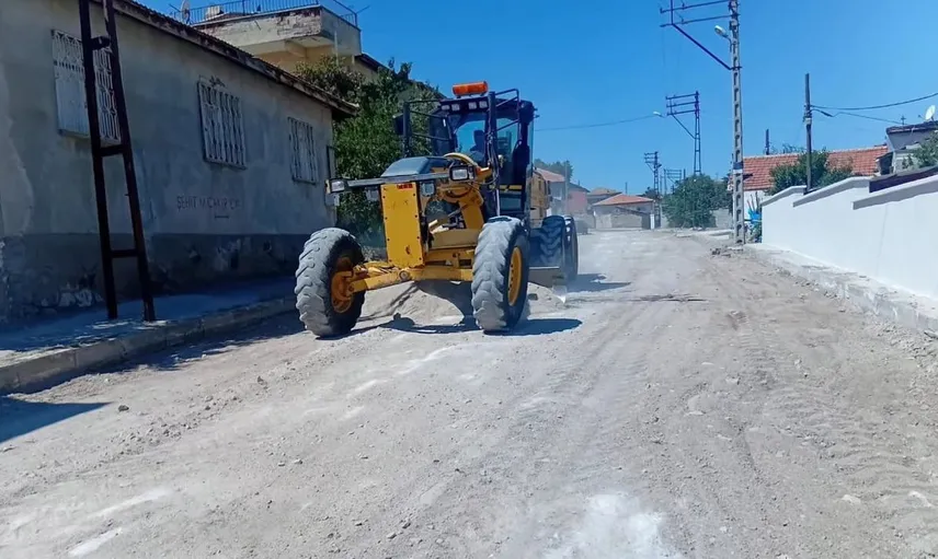 Sungurlu'da ulaşım altyapısına büyük destek: Asfalt çalışmalarına hız verildi