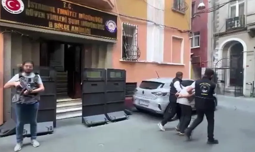 Şişli’de hırsızlık yapan zanlı güvenlik kamerasıyla yakalandı