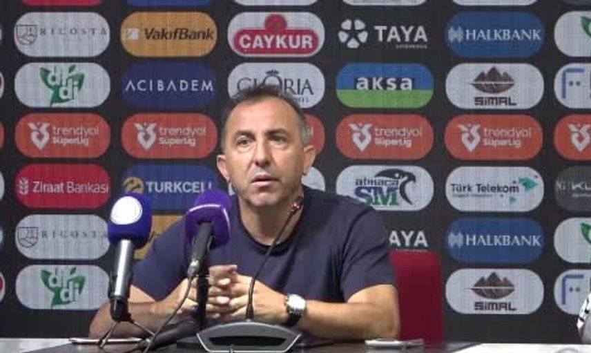 Çaykur Rizespor'un teknik direktörü recep uçar, bireysel hataları vurguladı