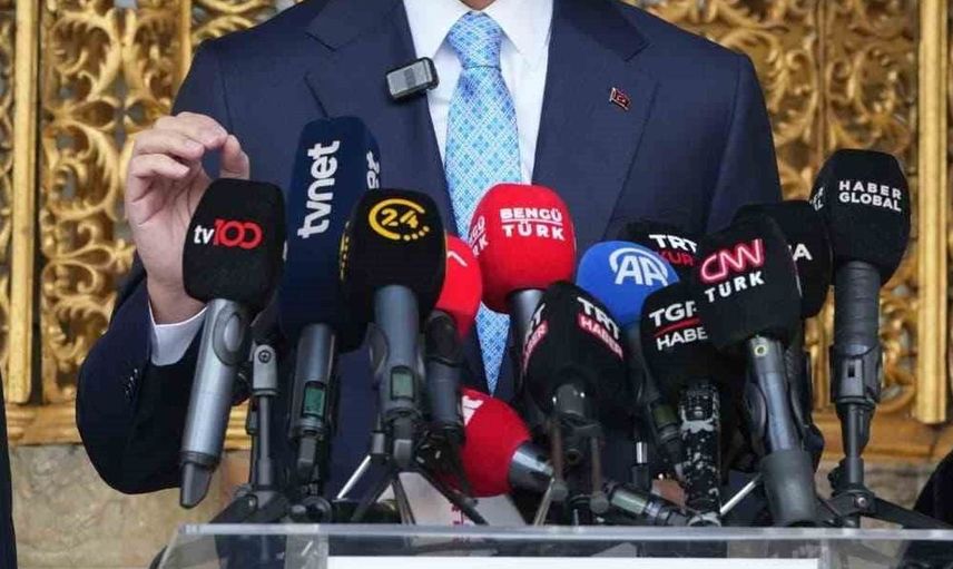 Bakan Ersoy: Ayasofya’nın restorasyonu bilimsel koruma anlayışıyla sürdürülüyor