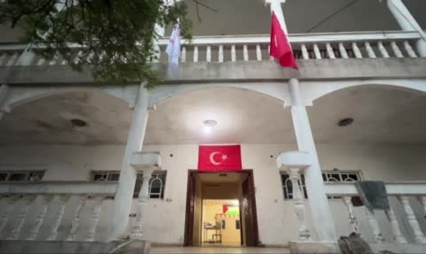 Türk Kızılay, Gazze'de savaşın gölgesinde gıda desteği sunuyor