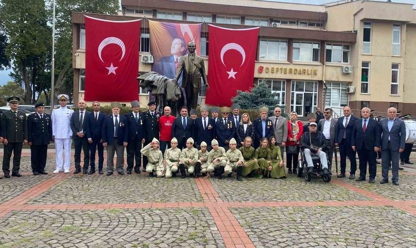 Sinop'ta gaziler günü kutlaması: Yoğun katılımla kortej yürüyüşü yapıldı