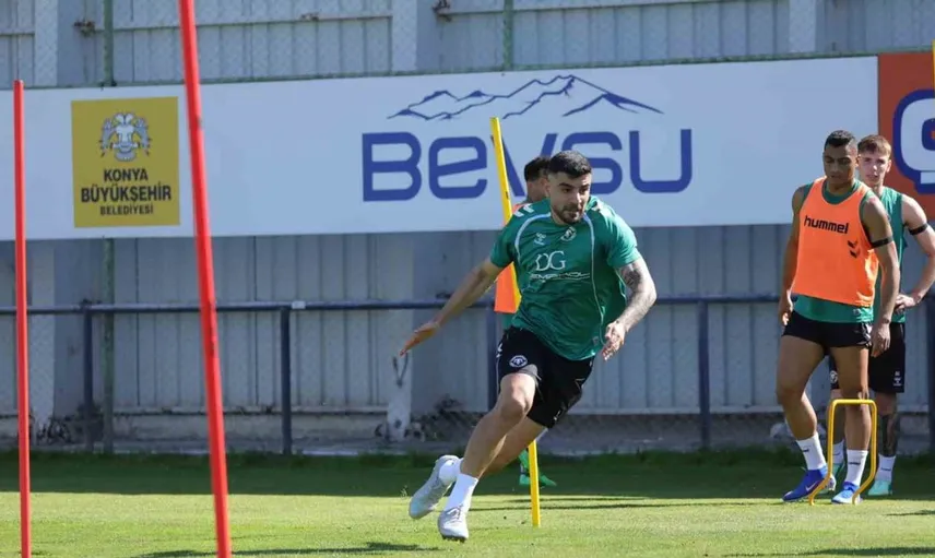 Konyaspor, başakşehir maçı öncesi son antrenmanını gerçekleştirdi