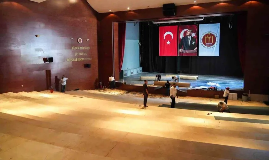 Bilecik'teki Şeyh Edebali Kültür ve Kongre Merkezi'nin yenileme süreci başlıyor