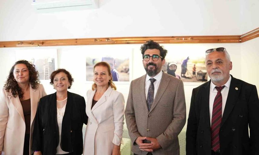 Dumanın ardındaki hayatlar sergisi sanatseverlerle buluştu