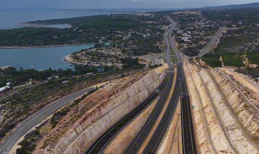 Çeşmeli-Kızkalesi Otoyolu trafiğe açılıyor: 2,5 saatlik yol 18 dakikaya düşecek