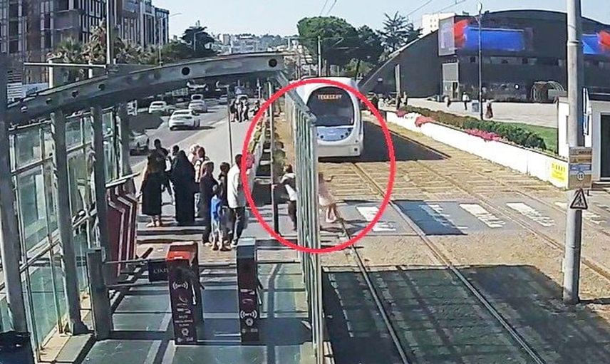 Samsun'da çocuğun hayatını kurtaran güvenlik görevlisine ödül