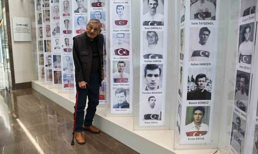 Türk futbolunun efsane kalecisi şükrü ersoy hayata veda etti