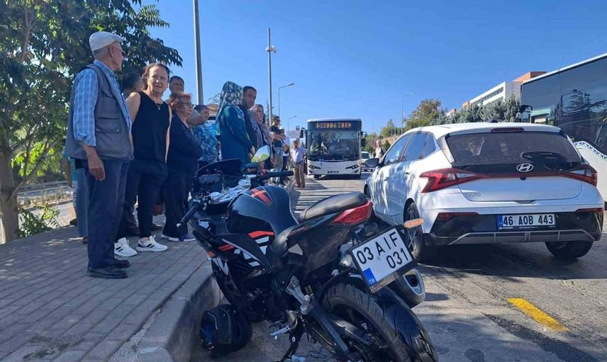 Menteşe'de motosiklet kazası: Yaya yaralandı