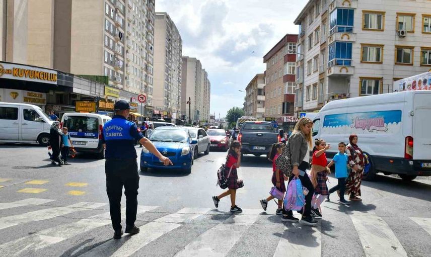 Esenyurt'ta okul güvenliği için denetim seferberliği: Veliler memnun