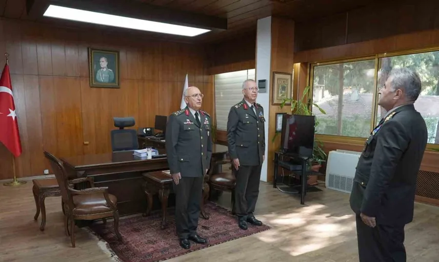 Erzincan'da 3’üncü Ordu Komutanlığı'nda devir teslim töreni yapıldı