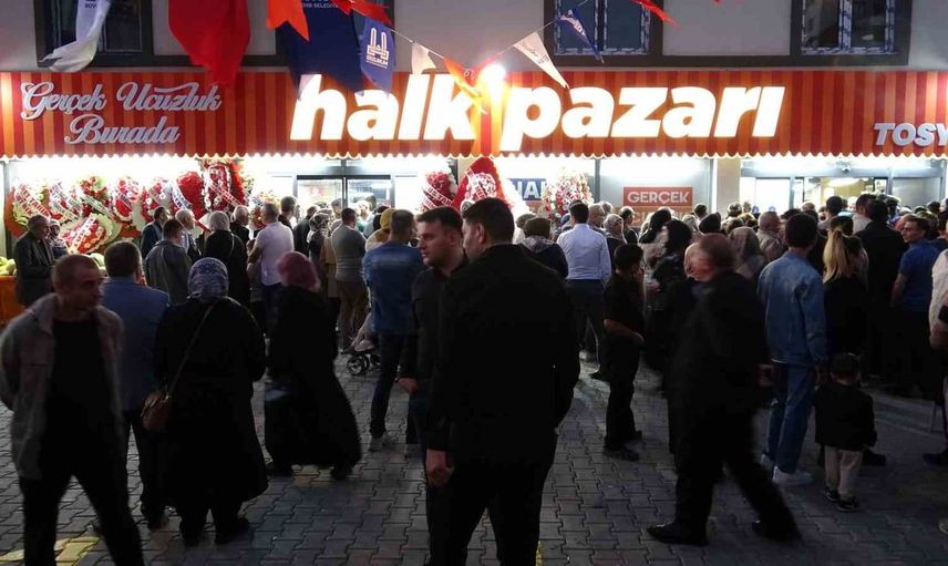 Erzurum'da 15. halk pazarı şubesi açıldı