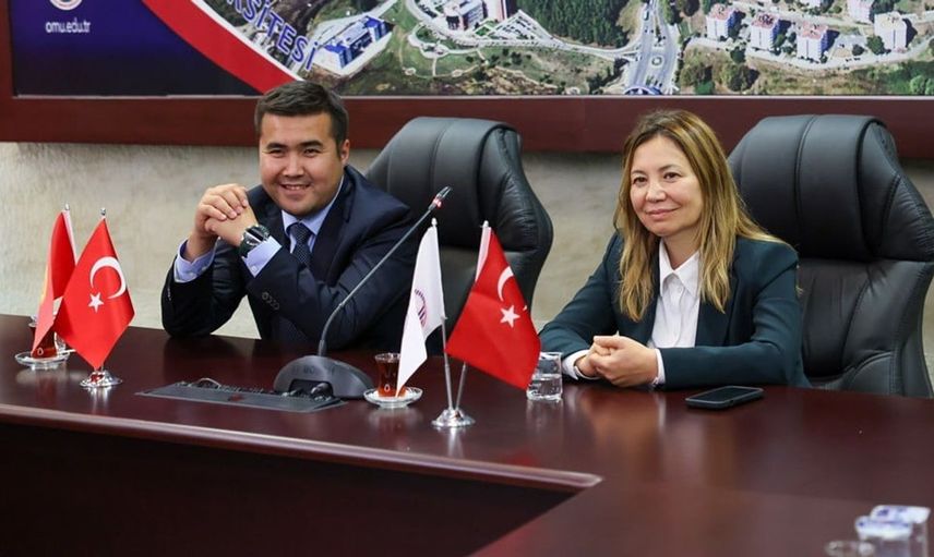 Kırgız başkonsolos OMÜ'de öğrencilerle bir araya geldi