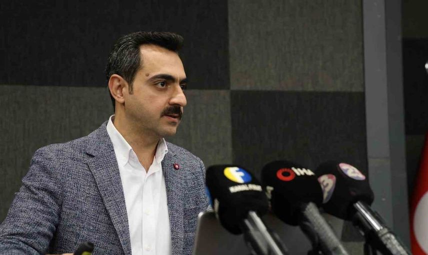 Yapay zeka ile ilaç kullanımı tehlikelerine dikkat!