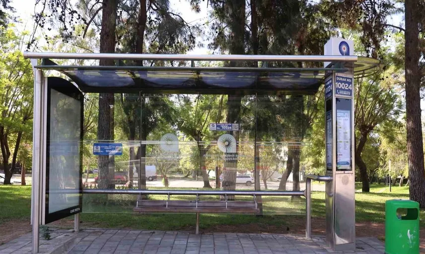 Antalya, engelli dostu ulaşım için durak sayısını artırıyor