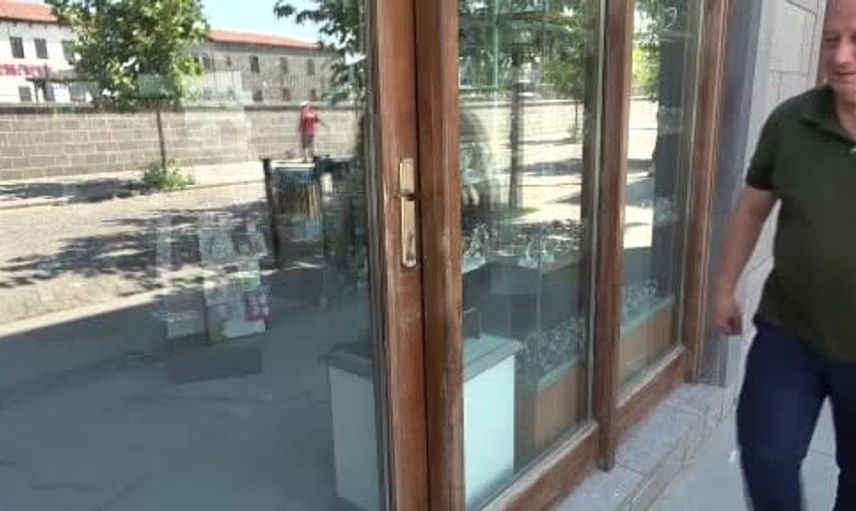 Diyarbakır'da aşırı sıcaklar esnafı olumsuz etkiliyor