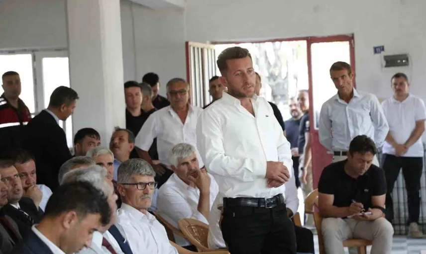 Kütahya Valisi Işın, muhtarlarla ihtiyaçları masaya yatırdı