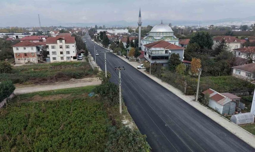 Düzce'de ulaşım konforu için asfalt çalışmaları hız kesmeden sürüyor