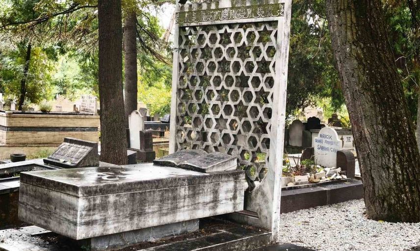 Eski İçişleri Bakanı Namık Gedik’in naaşı Topkapı Anıt Mezar’a taşınıyor
