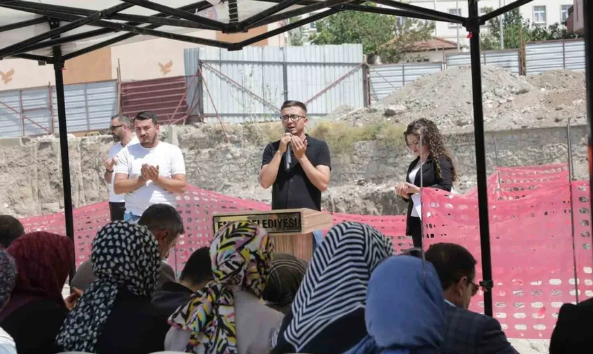 Vali Işın ve eski asker arasında duygu dolu anlar: 9 yıl sonra bir araya geldiler