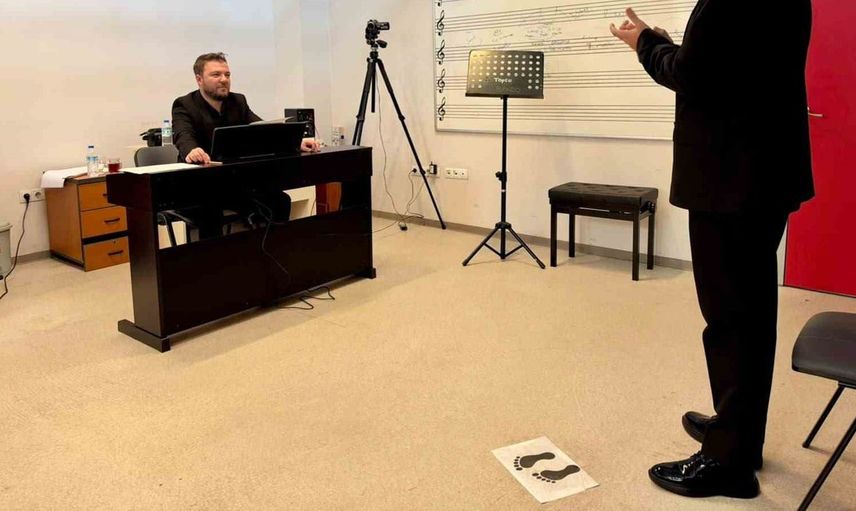 Bursa'da sanat yolculuğu başlıyor: Gençler müzikle buluşuyor
